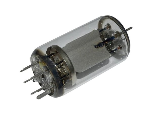BTB Vertrieb QQE 06 / 40 = SRS 4451 elektronrör dubbel tetrod 600 V 100 mA, poltal: 7, sockeltyp: Septar, 1 st