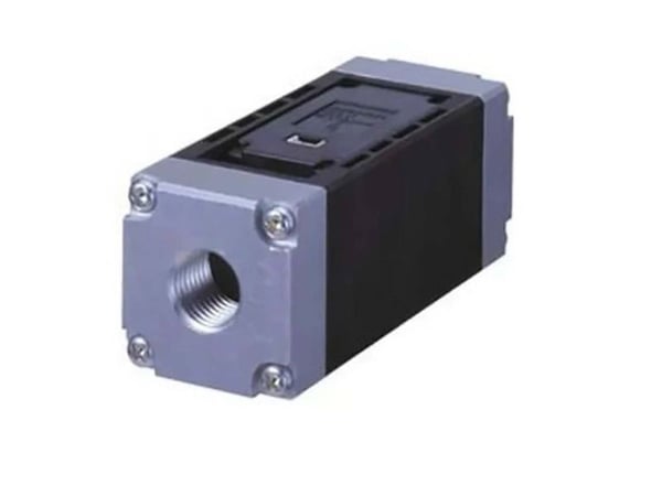 Omron virtausanturi D6F-10A6-000 D6F-10A6-000 1 kpl