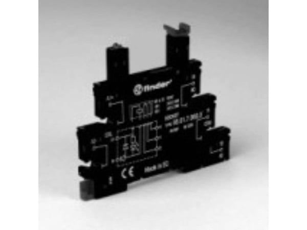 Etsin 93.01.0.024.0 Releen pistorasia (L x S x K) 75,6 x 6,2 x 87,9 mm 10 kpl