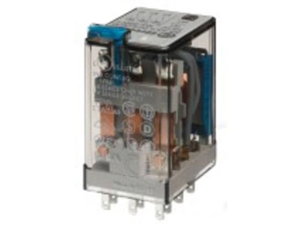 Finder 55.33.9.220.0010 innstikksrelé 220 V/DC 10 A - 3 x omkobler - 1 stk