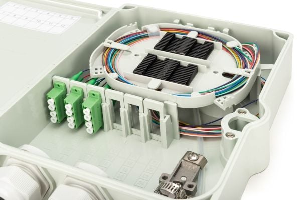 FTTH-distributionsbox, singlemode, LC-APC