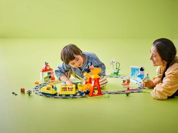 LEGO DUPLO Town 10428 Stort, interaktivt lokaltog