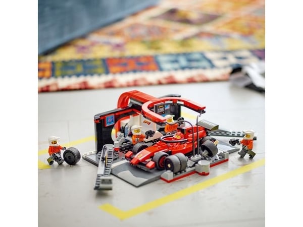 LEGO City 60443 F1-depotstopp og -team med Ferrari-bil