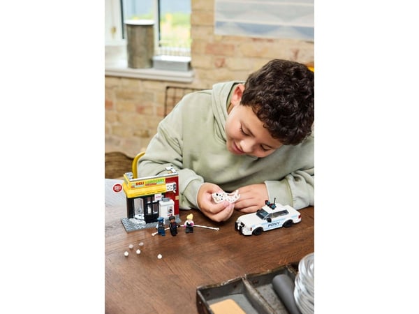 LEGO Super Heroes 76311 Spider-Verse: Miles Morales mot Spot