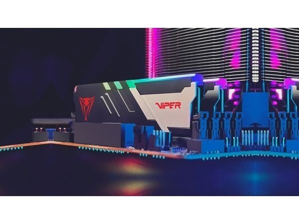 Patriot Viper Venom RGB series - DDR5 - sett - 64 GB: 2 x 32 GB - DIMM 288-pin - 3000 MHz / PC5-48000 - CL30 - 1.35 V - ikke-bufret - on-die ECC - ...