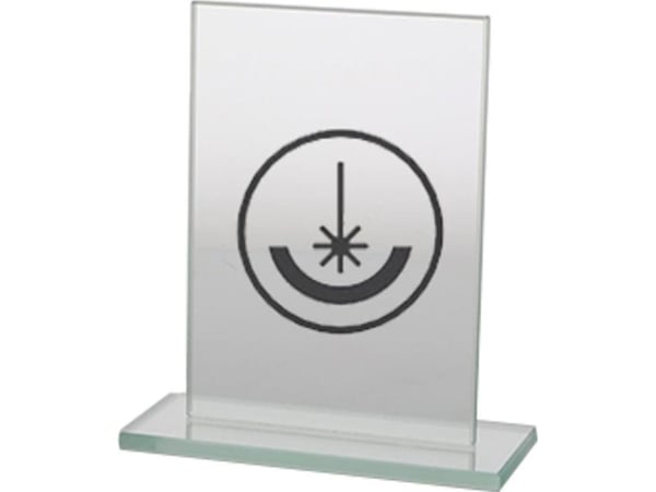 Victoria Sport Gravert glasstrofé