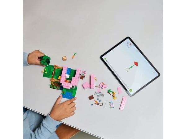 LEGO Minecraft 21268 smågrishus
