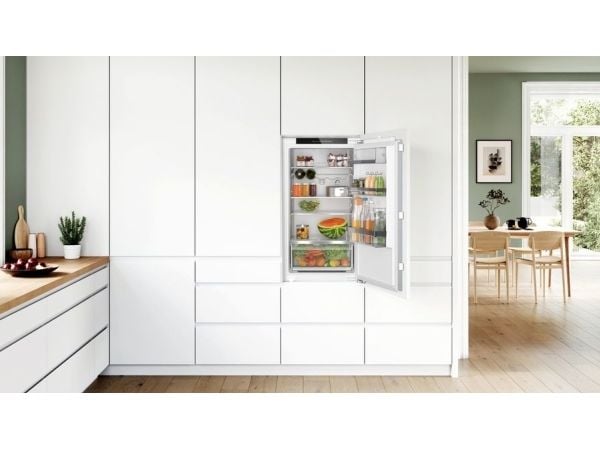 Bosch Series 6 KIR31ADD1, 165 L, SN-ST, 27 dB, D