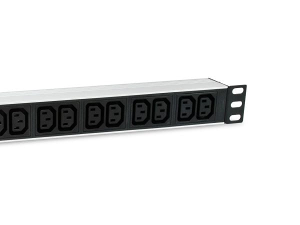 Equip 333318, Grunnleggende, 1U, Aluminium, Sort, Sølv, 12 AC-utganger, C13 kopling