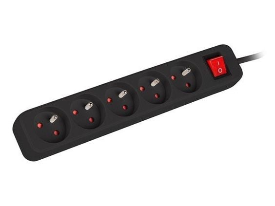 Lanberg PS1-05E-0150-BK, 1,5 m, Sisätila, Tyyppi E, Suora, IP20, Ylikuormitussuojaus