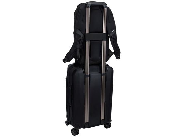 Thule Accent reppu 20L, musta