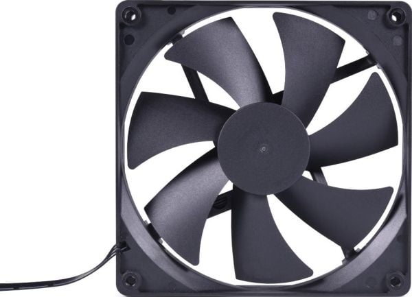Alphacool Core PWM -tuuletin 2500 rpm - 140 mm - musta