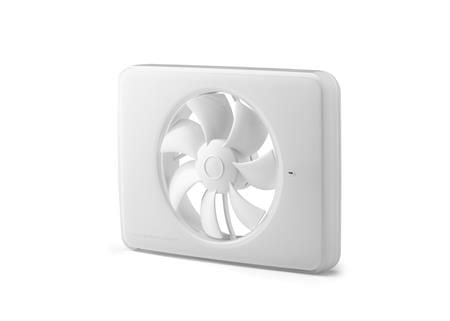 FRESH Ventilator Intellivent® 2.0, valkoinen, jossa on useita toimintoja ajan, nopeuden ja kosteuden hallintaan. Max. 134 m³/h, ø100/125 mm, IP44.