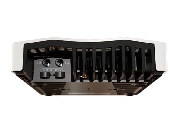 MikroTik CRS304-4XG-IN - Switch - 4 x 1/2.5/5/10GBase-T + 1 x 10/100/1000 (PoE) - stasjonær - PoE