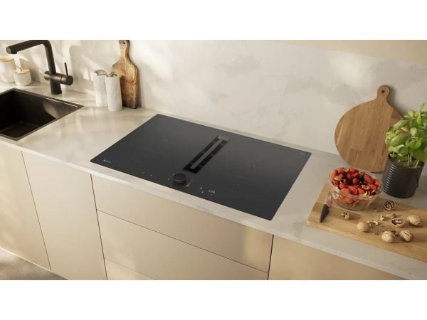 Neff V68PYX4C0, Svart, Inbyggd, 80 cm, Induktionshäll med zon, Glass-keramisk, 4 zone(s)