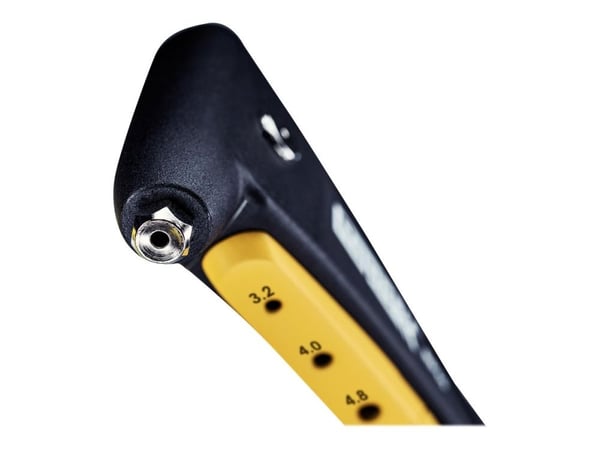 Rapid Rapid RP40 MULTI nagler i en koffert