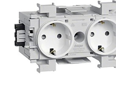 HAGER Pistorasia Ecoline 2xSchuko etuasennukseen RAL9016
