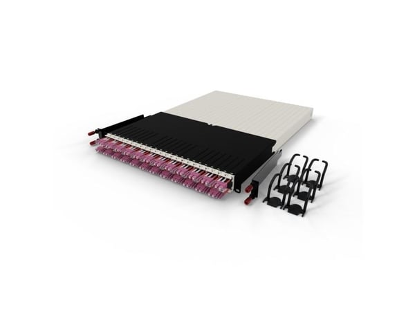 PATCHBOX .one / 30RU / OM4 / LC-SC, 1,8 m, LC/SC, OM4, LC, SC