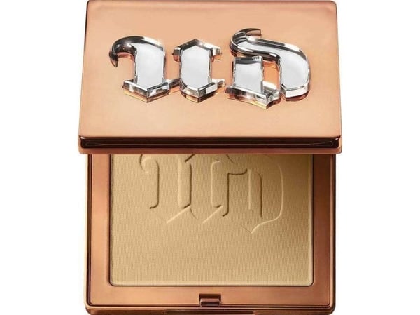 Urban Decay Stay Naked Compact Foundation 30WY Warm Yellow 6 g