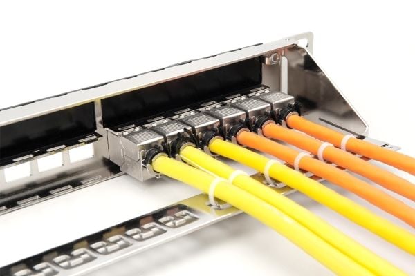 DIGITUS - Pluggbord (blankt) - modular - rackmonterbar - skjermet - svart, RAL 9005 - 1U - 19" - 24 porter