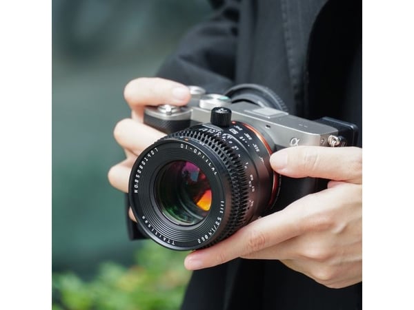 Objektiv TTArtisan Tilt 50mm F1.4 Canon R