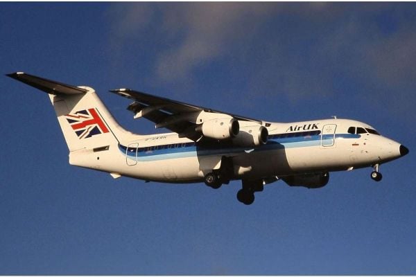 Revell plastmodell BAE 146 RJ85 1/144
