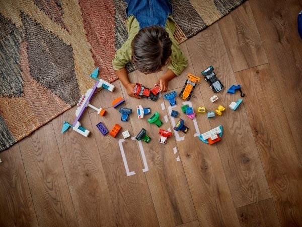 LEGO DUPLO Town 10445 F1® Team med racerbiler og sjåfører