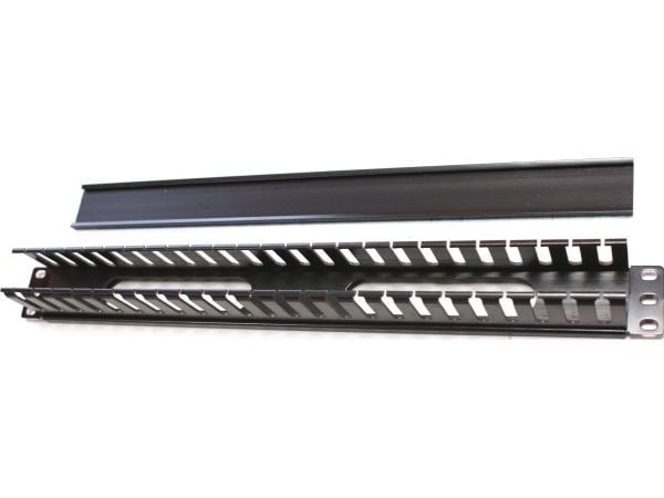 OEM 19" utjevningspanel 1U kabelorganisator, metall med plastdeksel, 40x50 mm, gjennomgående, svart