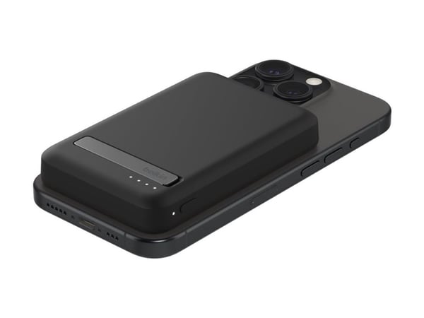 Belkin BoostCharge Pro - Trådløs nødlader - magnetisk med Qi2 - 5000 mAh - 15 watt - Fast Charge (USB-C) - på kabel: USB-C - svart Belkin BoostCharge Pro - Trådløs nødlader - magnetisk med Qi2 - 5000 mAh - 15 watt - Fast Charge (USB-C) - på kabel: USB-C - svart