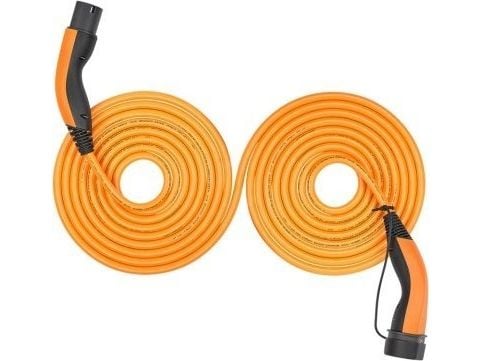 Tyypin 2 itsestään sisäänvedettävä latauskaapeli, enintään 22 kW, 7 m, oranssi