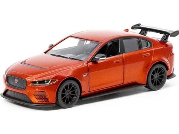Trifox JAGUAR XE SV Project 8 1:38 1 stk