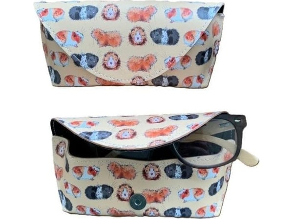 GL03 brillestativ/etui Guinea pigs