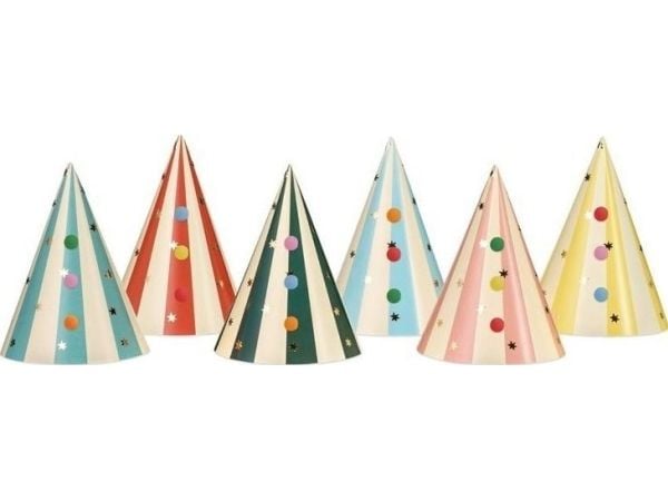 Hatter med dusker 16 cm 6 stk