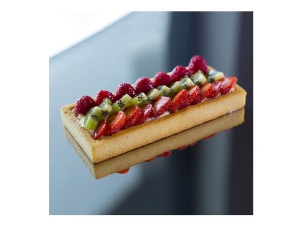 Rektangulär perforerad kant 25x8 cm