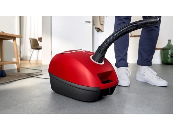 Bosch BGB41PET1, 700 W, Sylinteripölynimuri, Kuiva, Pölypussi, 4 L, HEPA