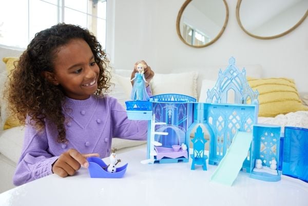 Mattel Disney Frozen Elsa ja jääpalatsi pienemmällä koolla