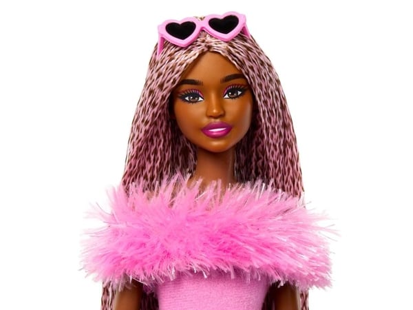 Barbie Deluxe Style Fur Black