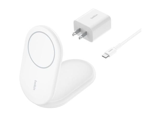 Belkin BoostCharge - Trådløst ladestativ - magnetisk, sammenleggbar, med Qi2 + AC-strømadapter - 15 watt - 3 A - Fast Charge, Power Delivery 3.1 - ...