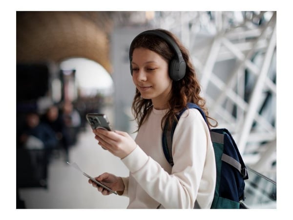 Belkin SoundForm Surround - Hodetelefoner med mikrofon - full størrelse - Bluetooth - trådløs, kablet - USB-C, 3,5 mm jakk - svart