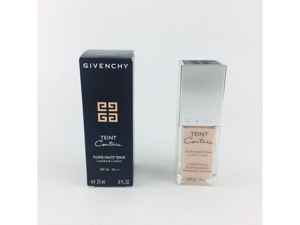 Givenchy Teint Couture long wearing flytende foundation 01 Porcelain SPF 20 – 25 ml (for kvinner)