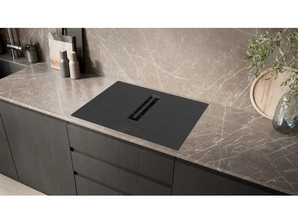 Siemens iQ500 ED711HQ26E - Induksjonskomfyrtopp - 4 plater - Nisje - bredde: 56 cm - dybde: 49 cm - Klasse B - uten ramme - svart med fallvindeksos...