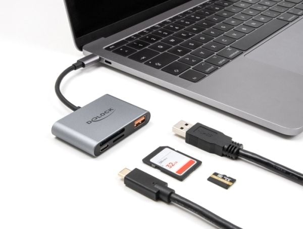 Delock USB-C-kortinlukija SD- ja Micro-SD-muistikorteille + USB 10 Gbps Type-A-portti ja USB Type-C PD 2.0 85 W