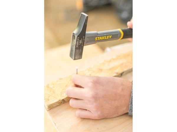 Stanley Puusepän vasara 160g lasikuituinen vasara
