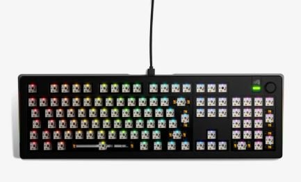 Glorious Gaming GMMK 3 100% Barebones, Full størrelse (100 og), Koblet med ledninger (ikke trådløs), USB, RGB LED, Svart