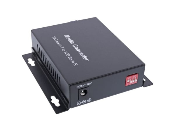 InLine Network Media Converter 10Gb/s TP till SFP+ fiberoptik för LC Duplex SM (66659F)