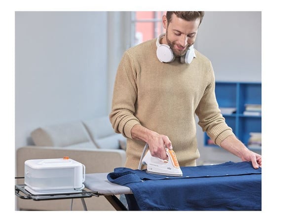 Braun CareStyle Compact Pro IS 2561 - Dampstrykejern med automatisk slukking - såleplate: EloxalPlus FreeGlide 3D - 2400 W - hvit/oransje