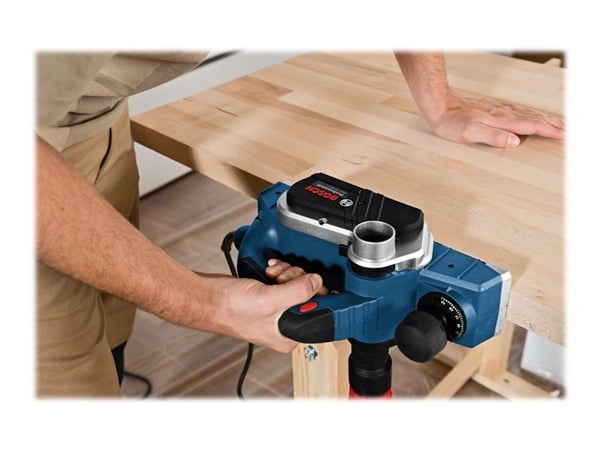 Bosch GHO 26-82 D Professional - Høvelmaskin - 710 W - 82 mm