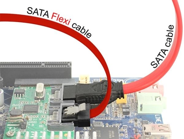 Delock FLEXI - SATA-kabel - Serial ATA 150/300/600 - SATA (hunn) til SATA (hunn) - 20 cm - låst - rød