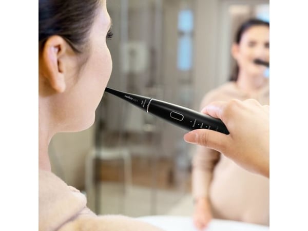 Niceboy SMASONICBLACK, Voksen, Vibrerende tannbørste, Daglig stell, Grundig rens, Sensitiv / Myk, Whitening, 43000 bevegelser per minutt, Sort, IPX7