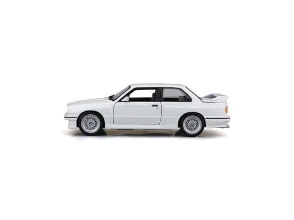Bburago BMW M3 (E30) ´88 1:24 Modellbil
